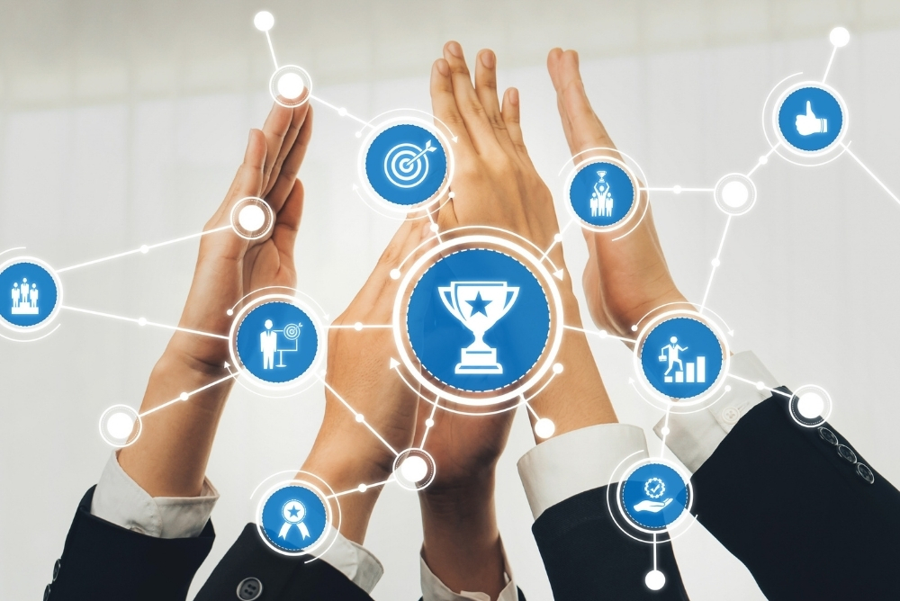 Employee recognition connected across a digital workplace